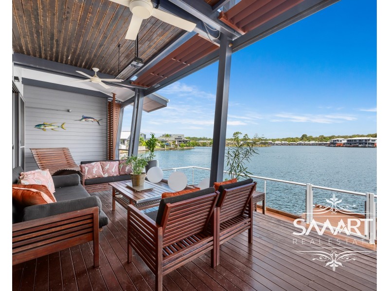 8/1 Manacor Place, Coombabah QLD 4216