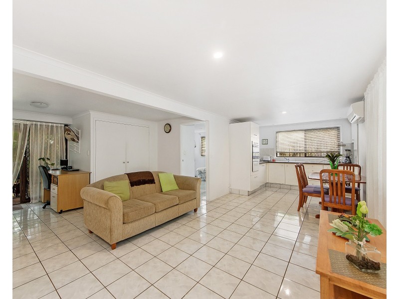 27 Mortensen Road, Nerang QLD 4211