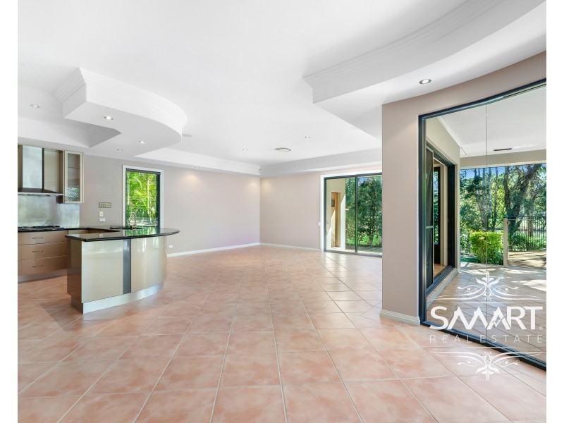 9 Claremont Drive, Robina QLD 4226