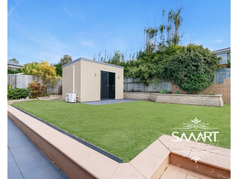 43 Lambros Drive, Benowa QLD 4217