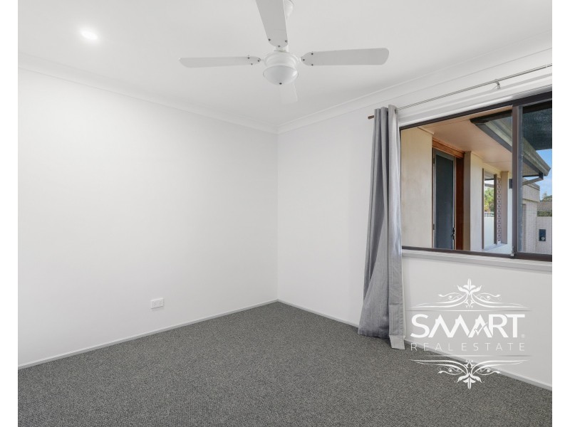 43 Lambros Drive, Benowa QLD 4217