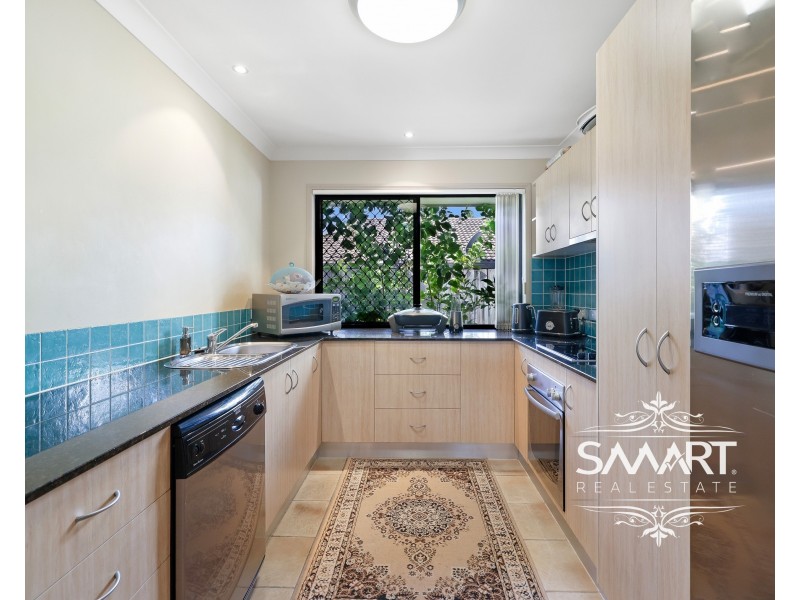 1/13 Thelma Avenue, Biggera Waters QLD 4216