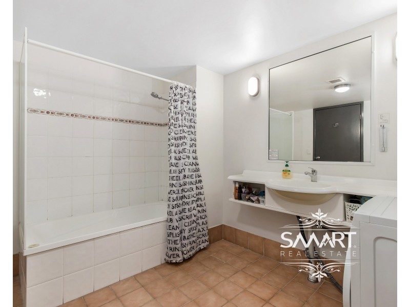208 & 209/140-144 Ferny Avenue, Surfers Paradise QLD 4217