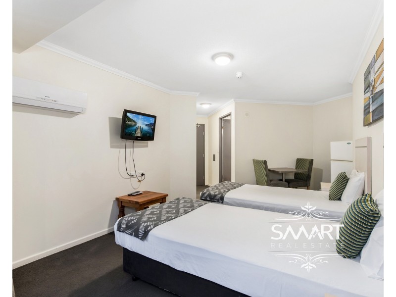 208 & 209/140-144 Ferny Avenue, Surfers Paradise QLD 4217