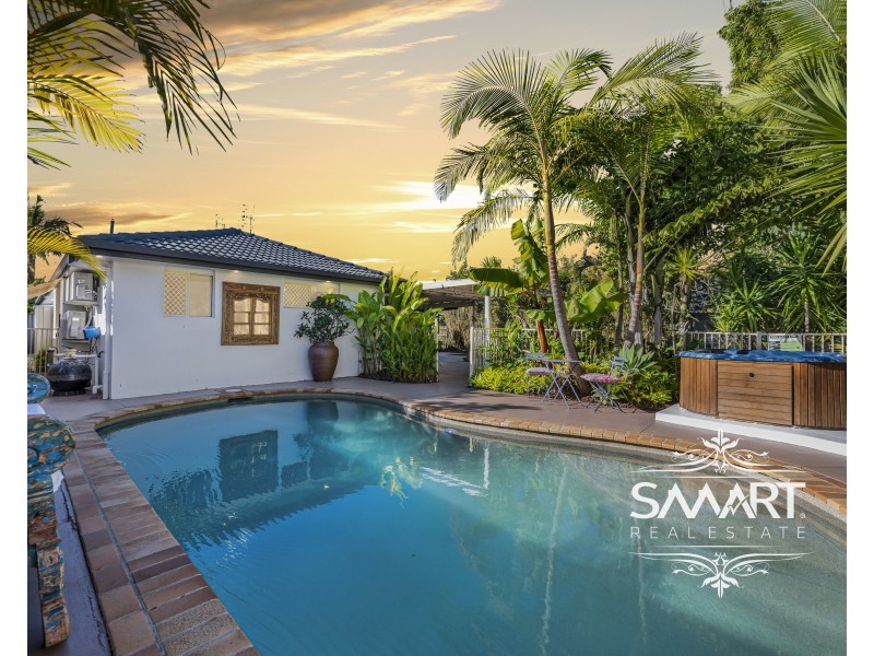 16 Floyd Court, Parkwood QLD 4214