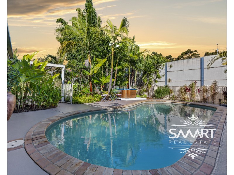 16 Floyd Court, Parkwood QLD 4214