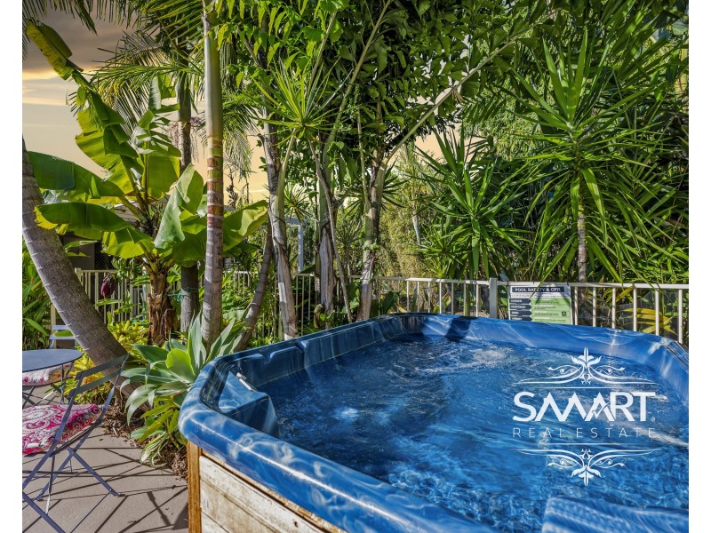 16 Floyd Court, Parkwood QLD 4214