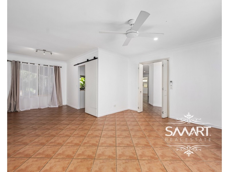 16 Floyd Court, Parkwood QLD 4214