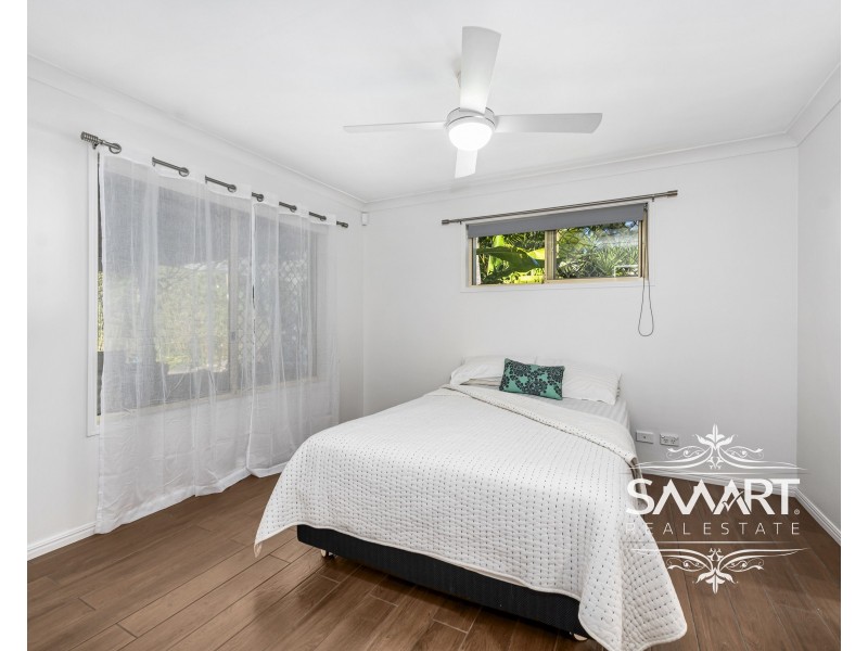16 Floyd Court, Parkwood QLD 4214