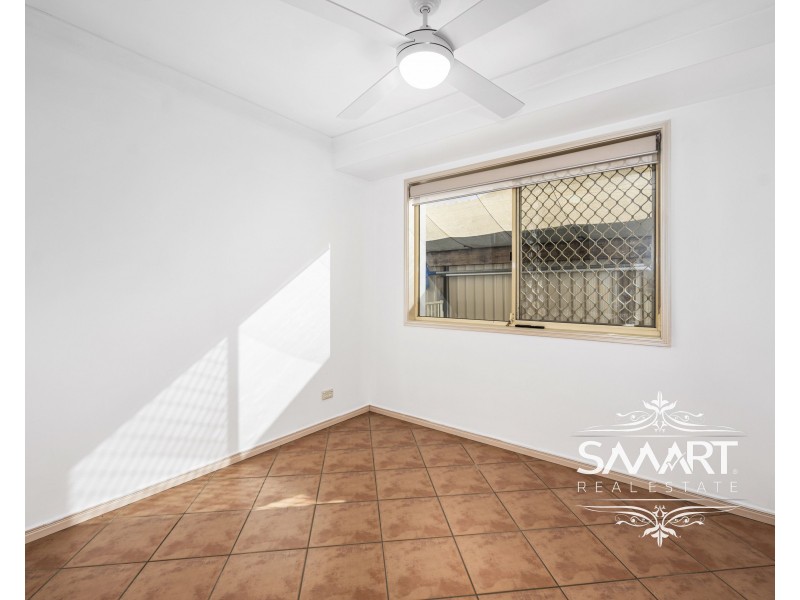 16 Floyd Court, Parkwood QLD 4214