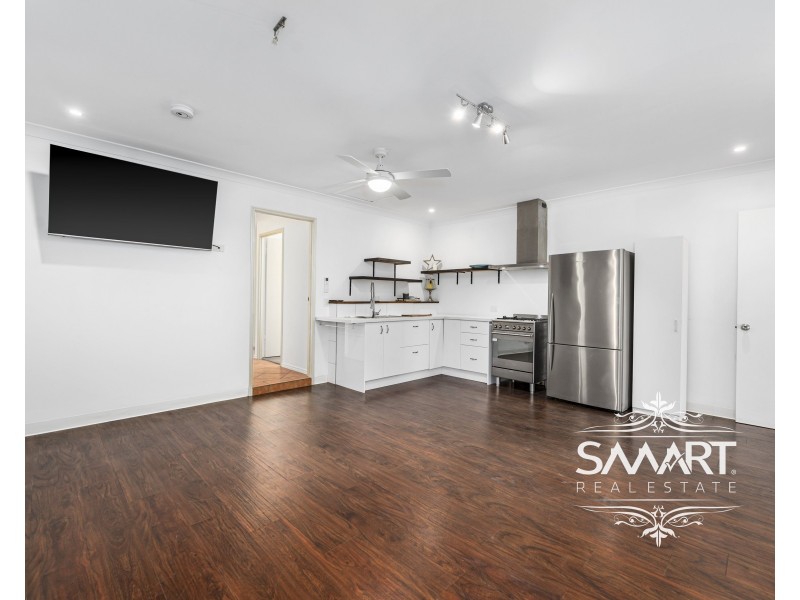 16 Floyd Court, Parkwood QLD 4214