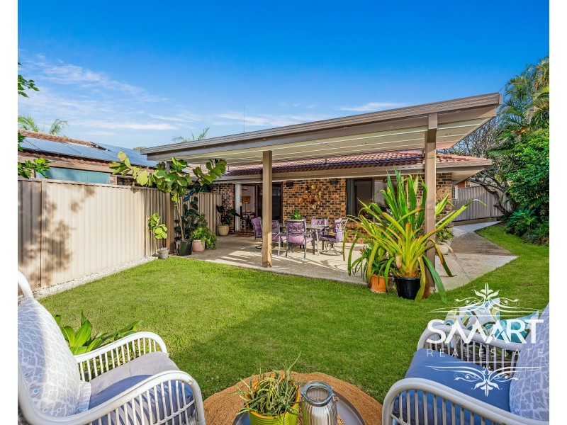 2/24 Botanical Drive, Labrador QLD 4215