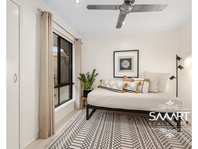 2/24 Botanical Drive, Labrador QLD 4215