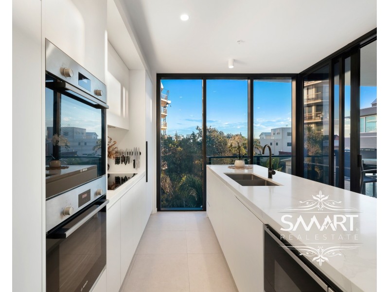 301/124-126 Jefferson Lane, Palm Beach QLD 4221