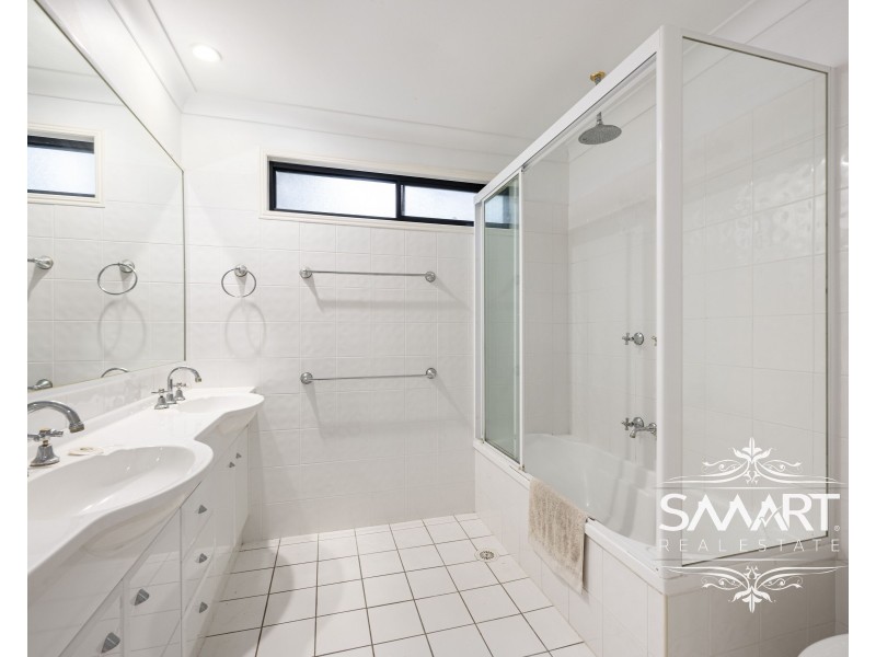 35/2 Ridgeline Way, Highland Park QLD 4211
