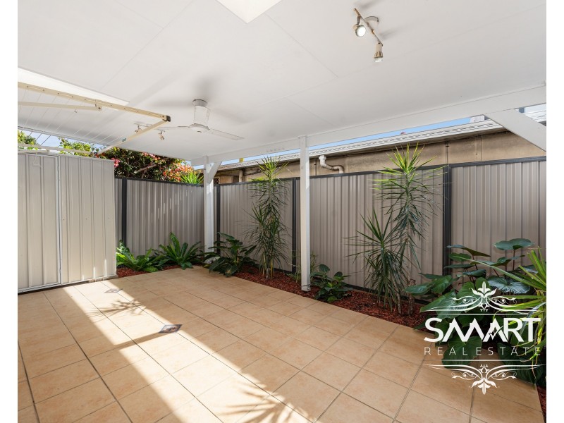 9/3 Proud Street, Labrador QLD 4215