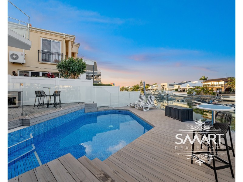 7 The Lido, Isle Of Capri QLD 4217