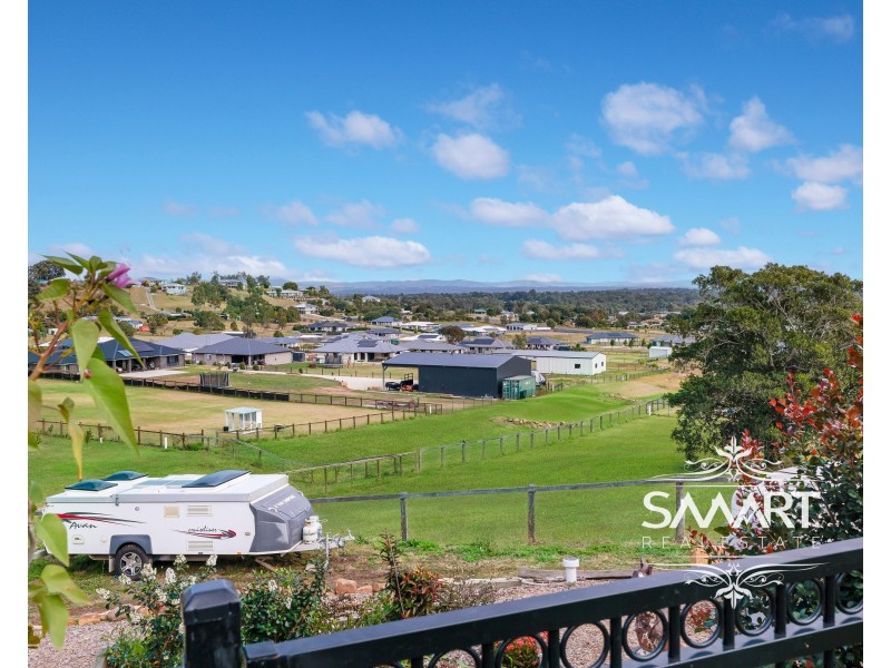 26 Mahogany Drive, Plainland QLD 4341