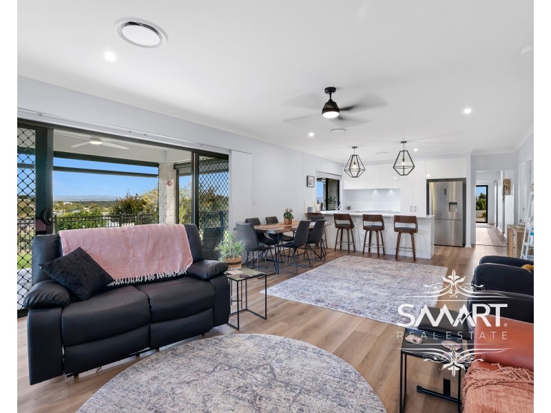 26 Mahogany Drive, Plainland QLD 4341