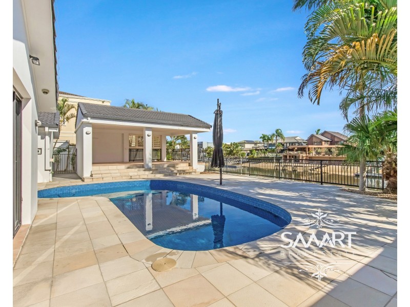8 Buccaneer Court, Paradise Waters QLD 4217