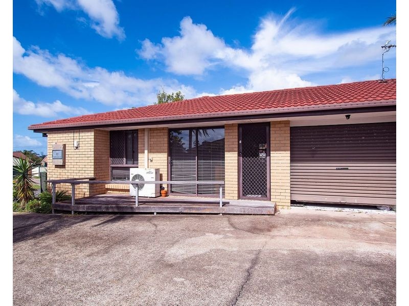 1/12 Callistemon Court, Arundel QLD 4214