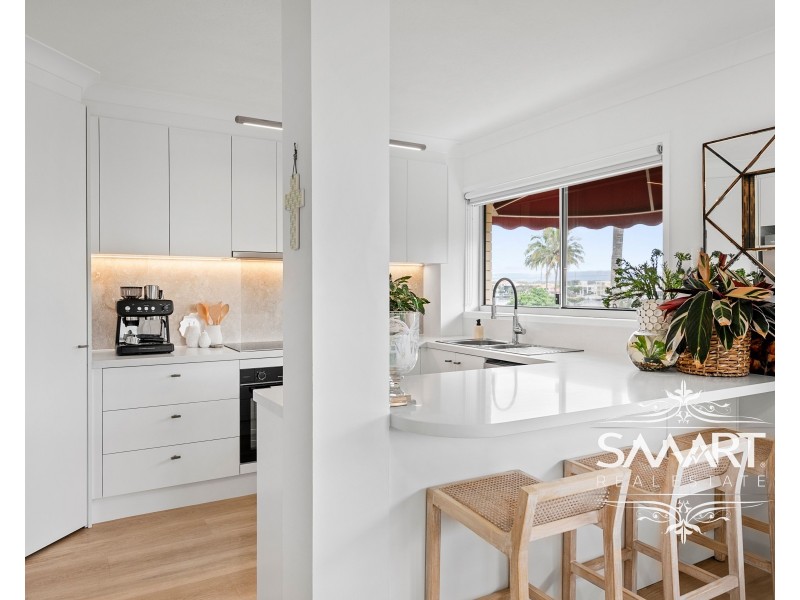 8/192 Ferny Avenue, Surfers Paradise QLD 4217