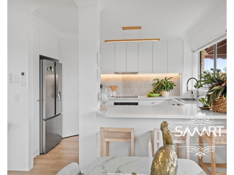 8/192 Ferny Avenue, Surfers Paradise QLD 4217