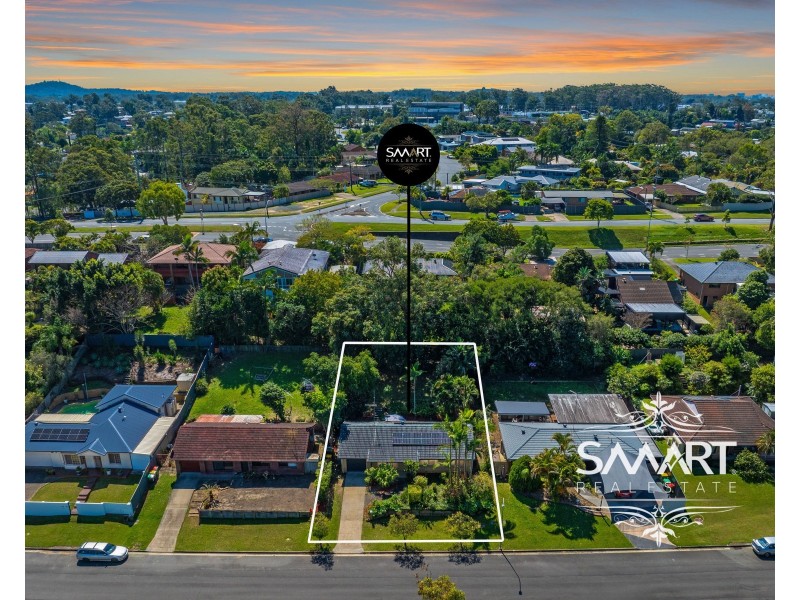 33 Lowanna Drive, Ashmore QLD 4214