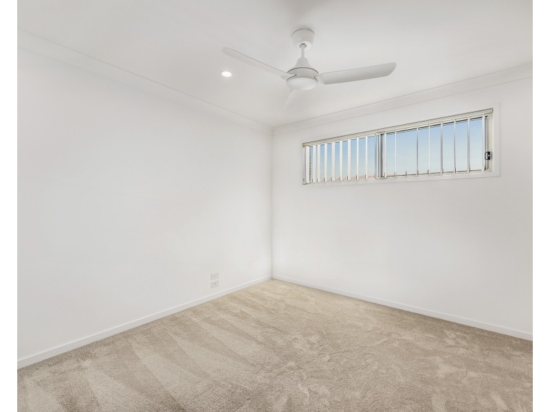 1/13 Nerang-Broadbeach Road, Nerang QLD 4211