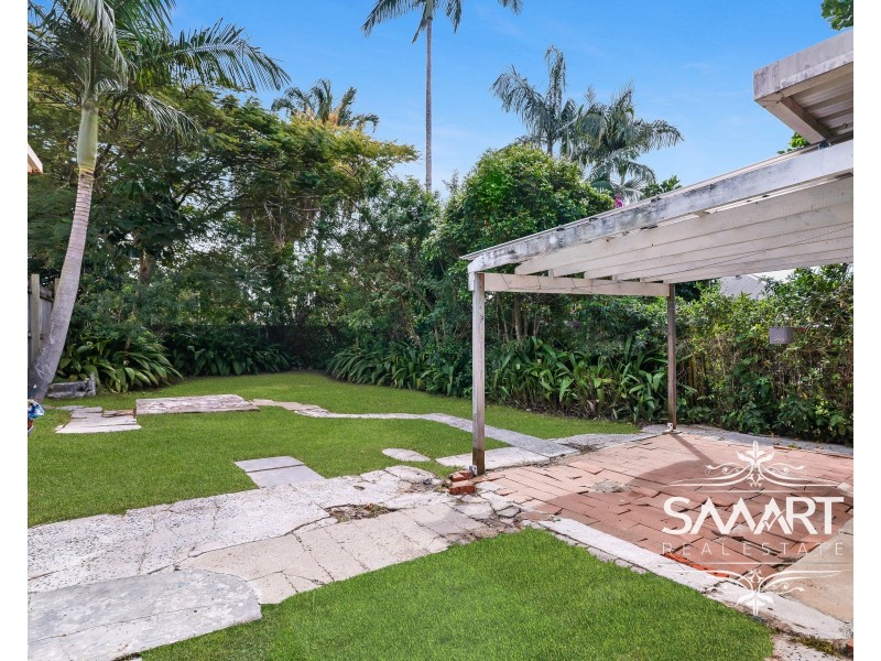 40 Sydney Street, Labrador QLD 4215