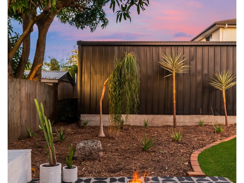 11 Kingsley Street, Labrador QLD 4215