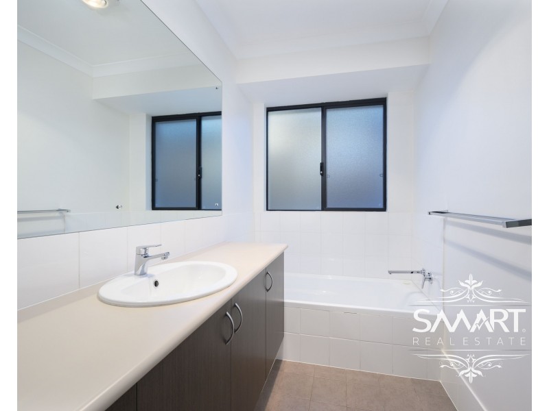 12 Gullane Way, Meadow Springs WA 6210
