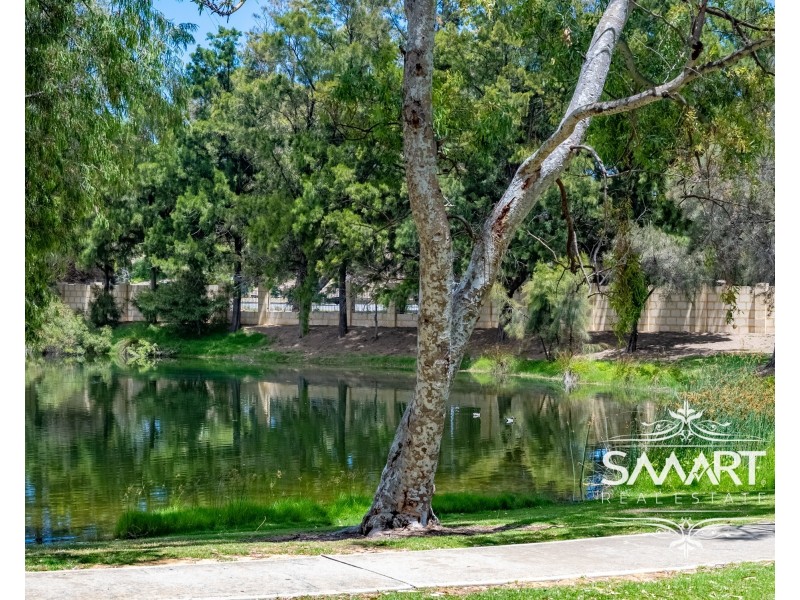 12 Gullane Way, Meadow Springs WA 6210