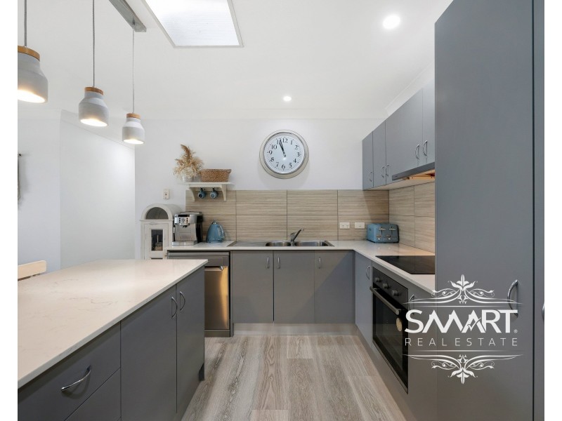 1/10 Marybeth Crescent, Molendinar QLD 4214