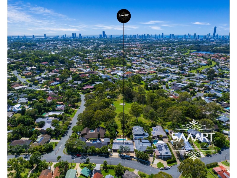 7 Tambourah Drive, Benowa QLD 4217