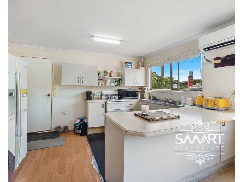 9 Nerang Broadbeach Road, Nerang QLD 4211