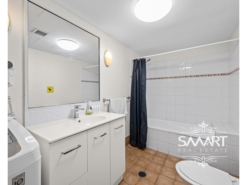132/138 Ferny Avenue, Surfers Paradise QLD 4217