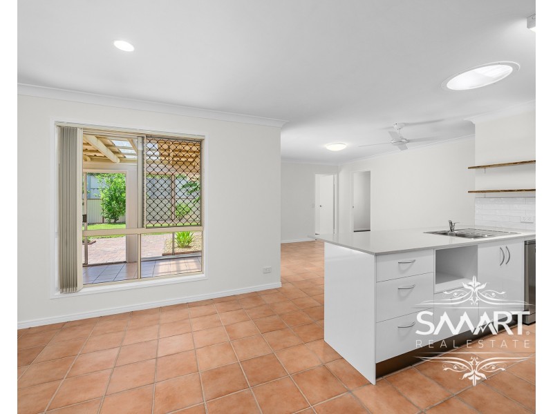 6 Floyd Court, Parkwood QLD 4214