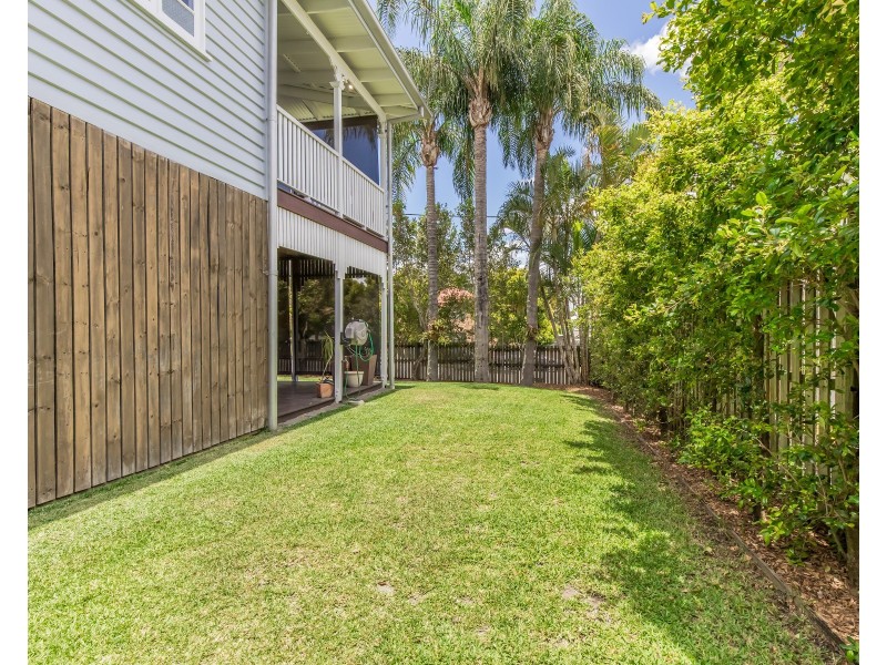 39 Sydney Street, Labrador QLD 4215