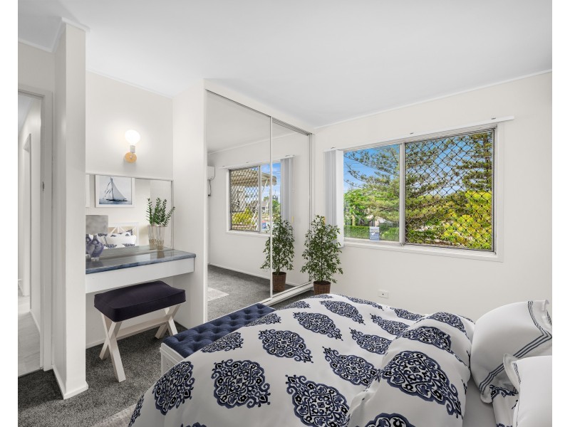 5/5 Watson Esplanade, Surfers Paradise QLD 4217