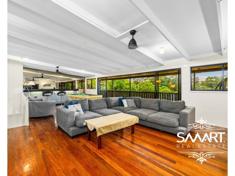 9 Dampier Court, Molendinar QLD 4214