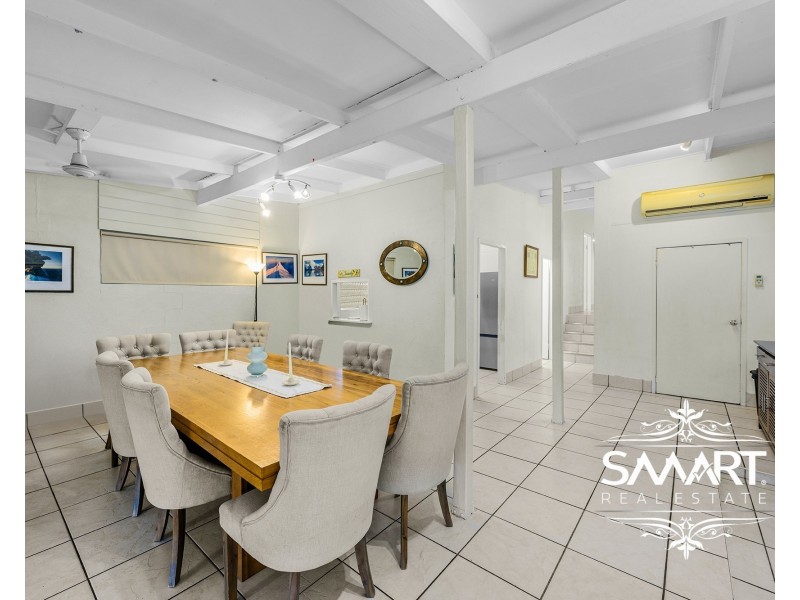 9 Dampier Court, Molendinar QLD 4214