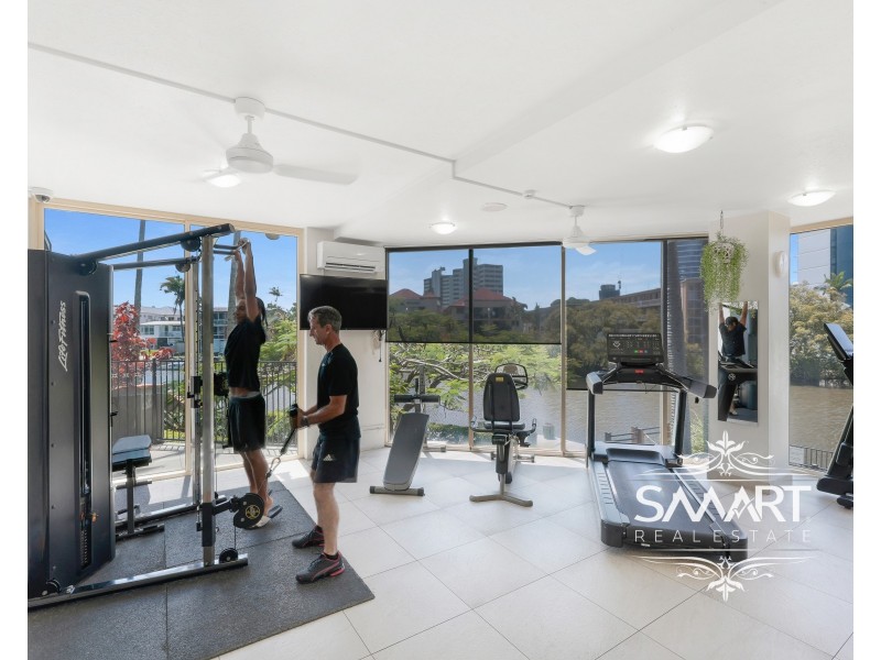27/1-8 Paradise Island, Surfers Paradise QLD 4217