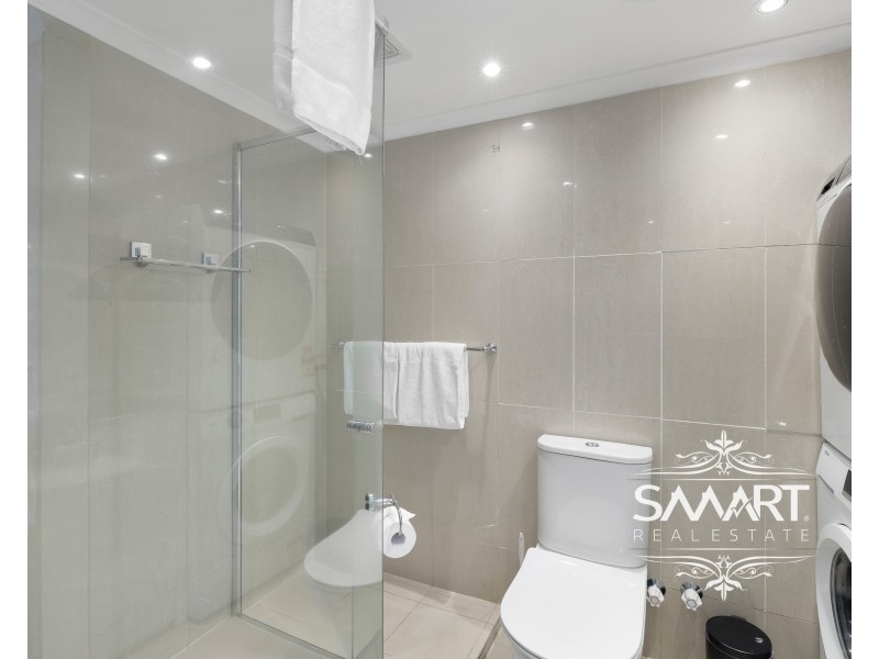 27/1-8 Paradise Island, Surfers Paradise QLD 4217