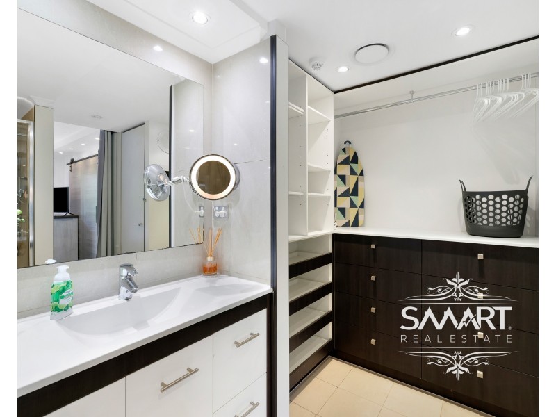 27/1-8 Paradise Island, Surfers Paradise QLD 4217