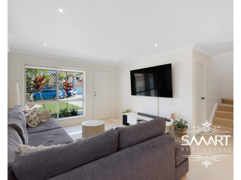 60/21 Usher Avenue, Labrador QLD 4215