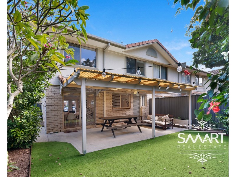 60/21 Usher Avenue, Labrador QLD 4215