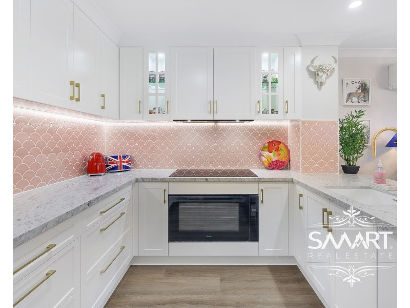 6/100 Cotlew Street East, Southport QLD 4215