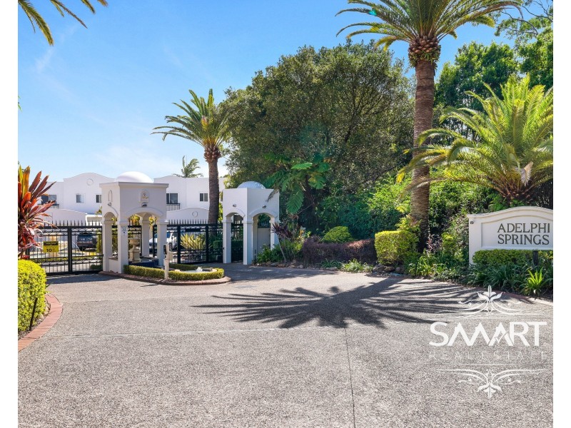 6/100 Cotlew Street East, Southport QLD 4215