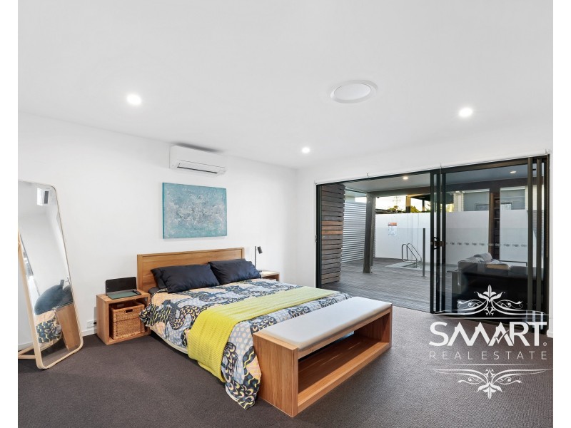 3 Jimmieson Avenue, Labrador QLD 4215